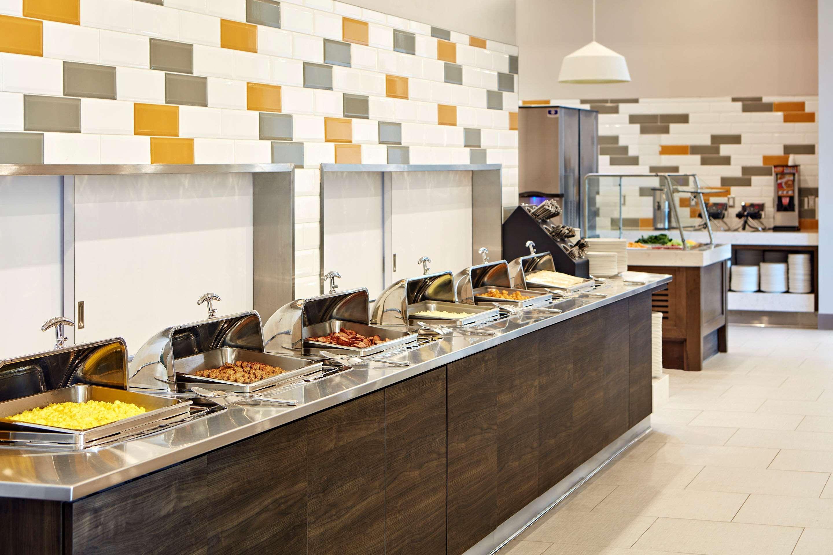Cambria Hotel & Suites Anaheim Resort Area Экстерьер фото