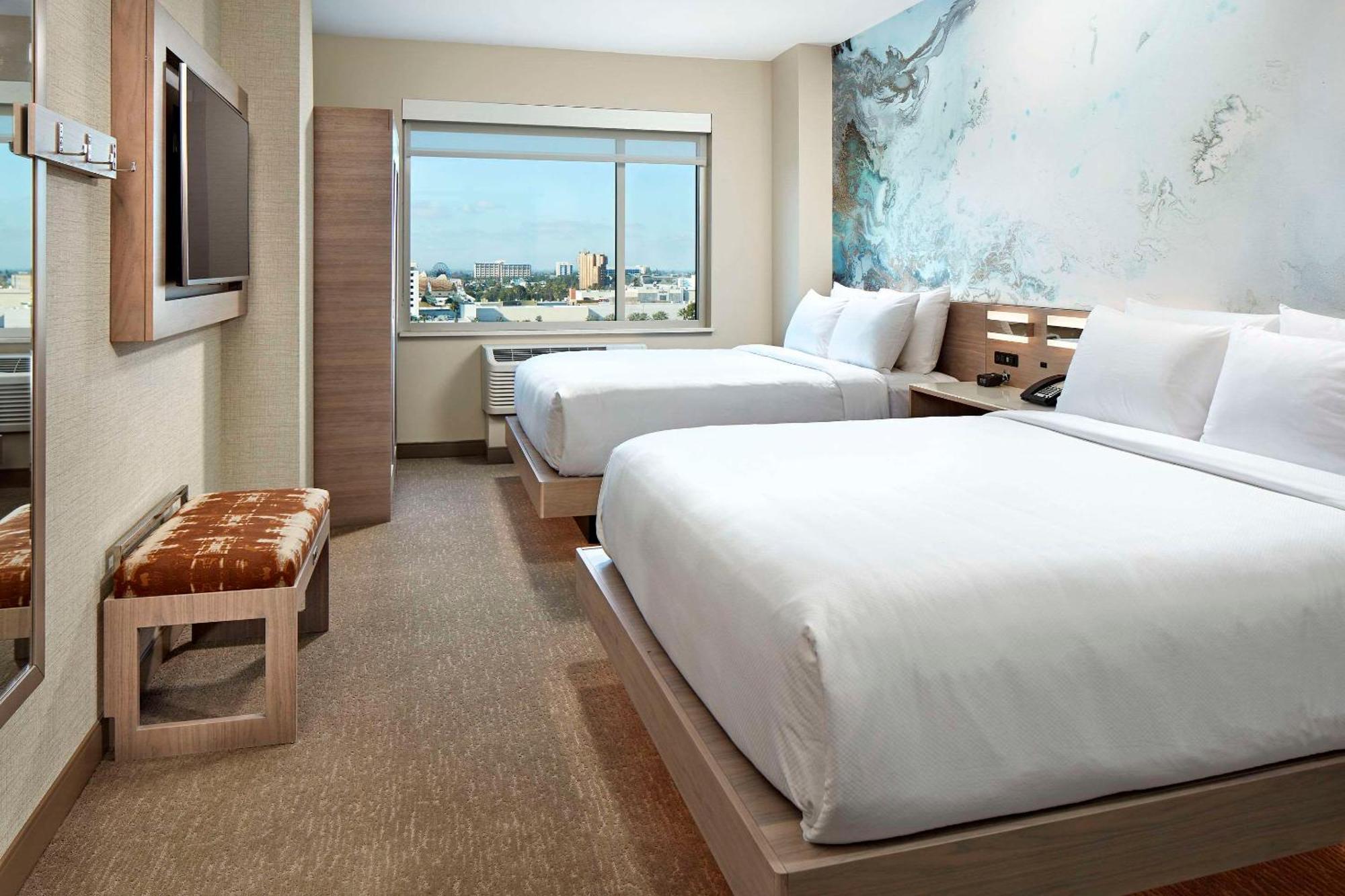 Cambria Hotel & Suites Anaheim Resort Area Экстерьер фото